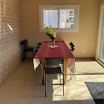 New & Cozy Niagara Getaway. 7 Mins From The Falls